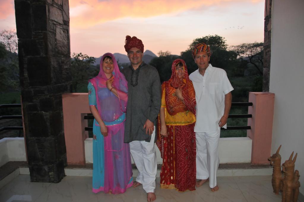 The Royale Country Retreat Bed and Breakfast Udaipur Buitenkant foto